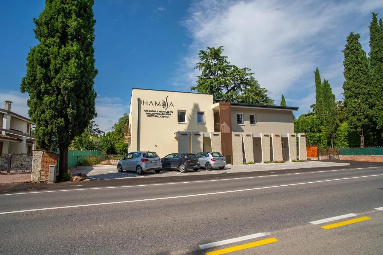 Hamsa Apartments Akasha Bilocale Moderno San Pietro in Cariano 0*,  Olaszország