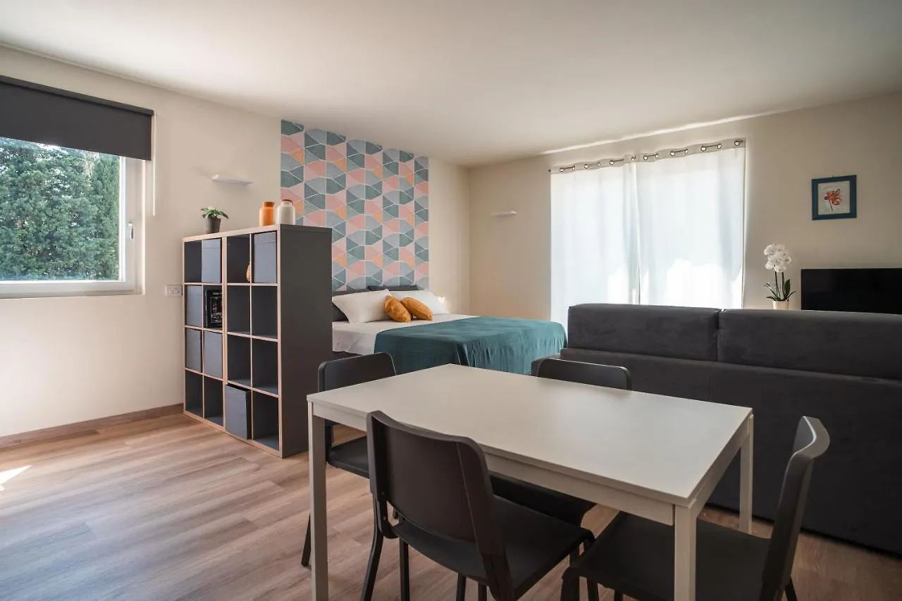 Hamsa Apartments Akasha Bilocale Moderno San Pietro in Cariano 0*,