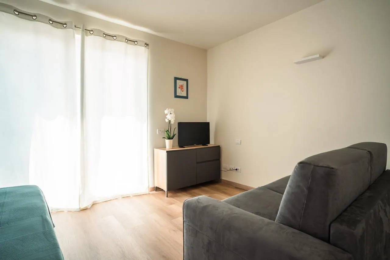 Hamsa Apartments Akasha Bilocale Moderno San Pietro in Cariano Olaszország